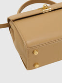 Marie 22 Handbag – Beige/Gold Hardware