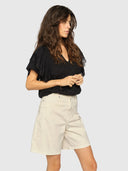 Bati Len Shorts – Ecru
