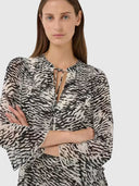 Lyon Dress – Black Wavy Structure