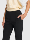 Lucida Capri - Black