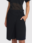 Bellatrix Short - Black
