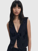 25WWEW70 Vest - Black & Floral Print
